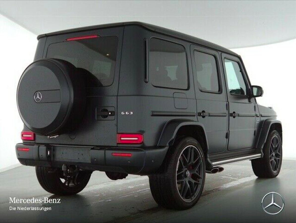 Mercedes - Benz G 63 AMG | černá  metalíza | předváděcí auto skladem | super cena | online nákup | online prodej | autoibuy.com